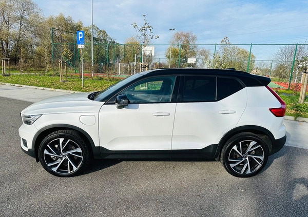 Volvo XC 40 cena 139900 przebieg: 38000, rok produkcji 2020 z Prusice małe 781